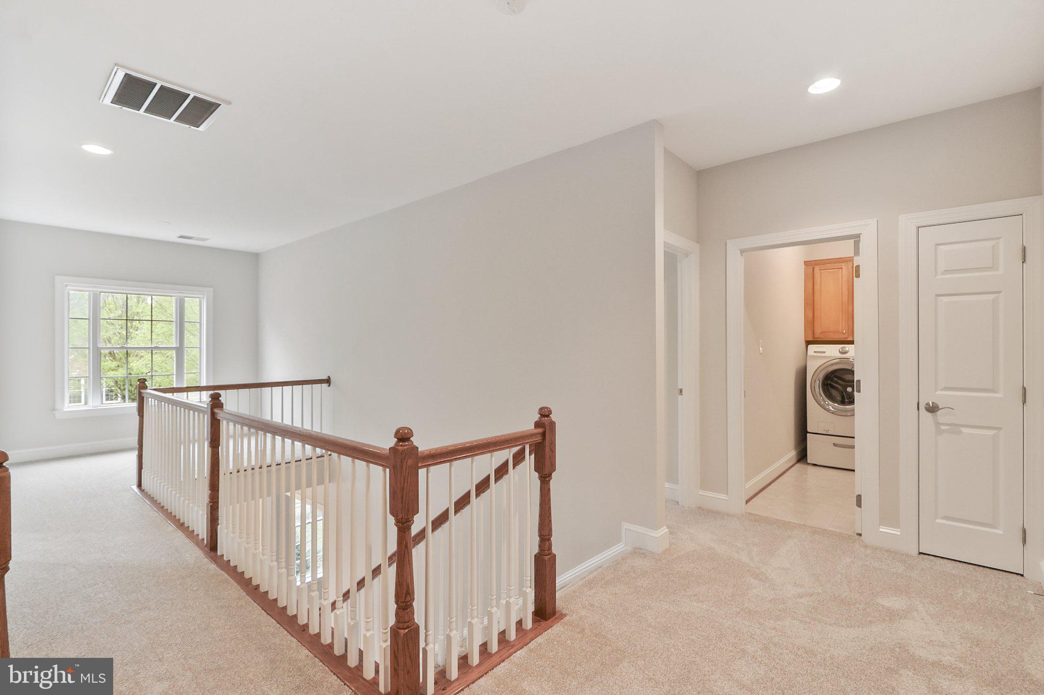 HAMILTON MEADOW - Residential