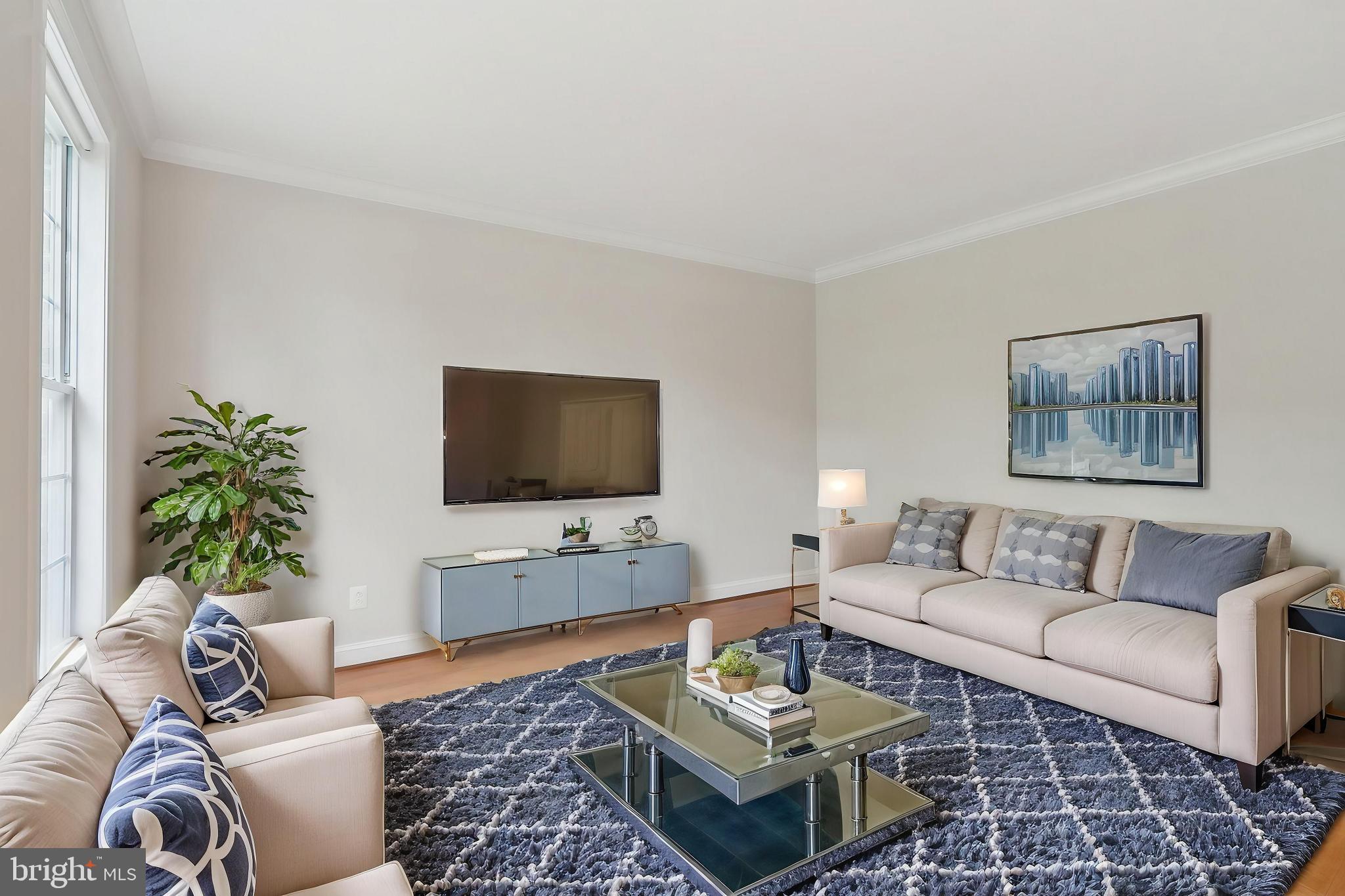 HAMILTON MEADOW - Residential