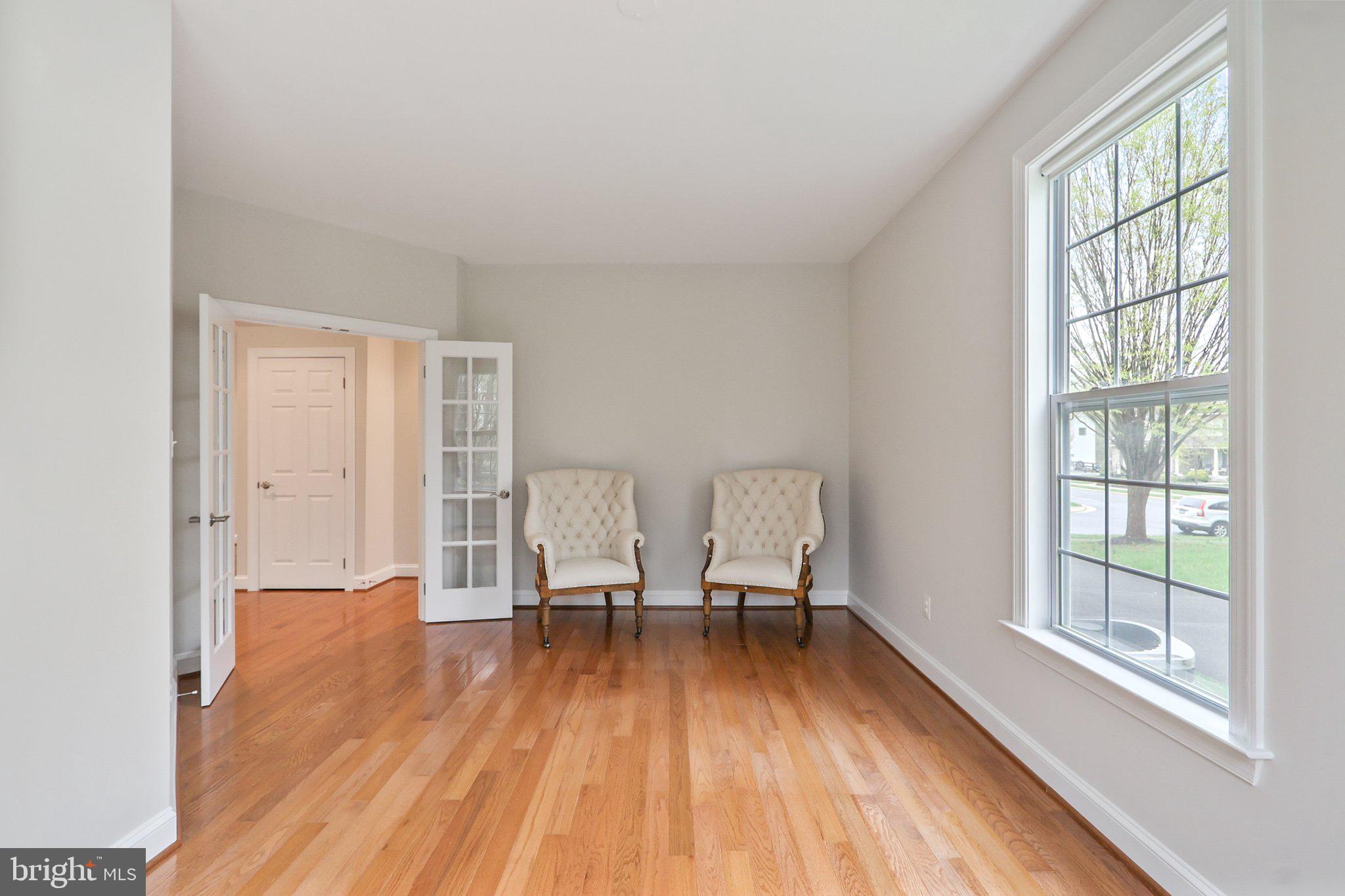 HAMILTON MEADOW - Residential