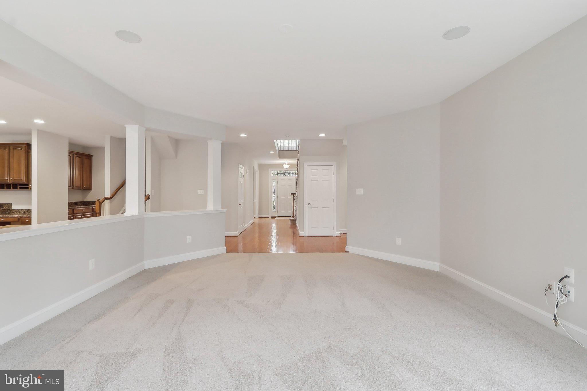 HAMILTON MEADOW - Residential