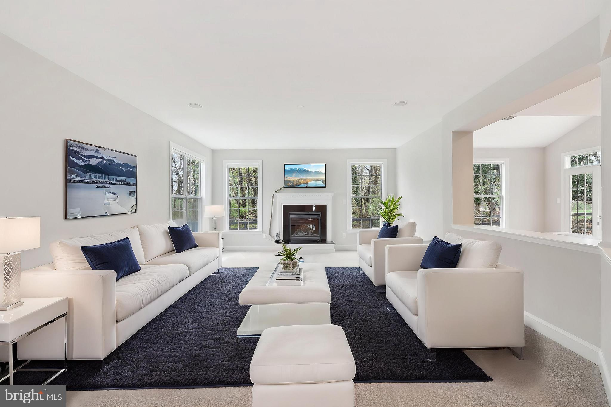 HAMILTON MEADOW - Residential