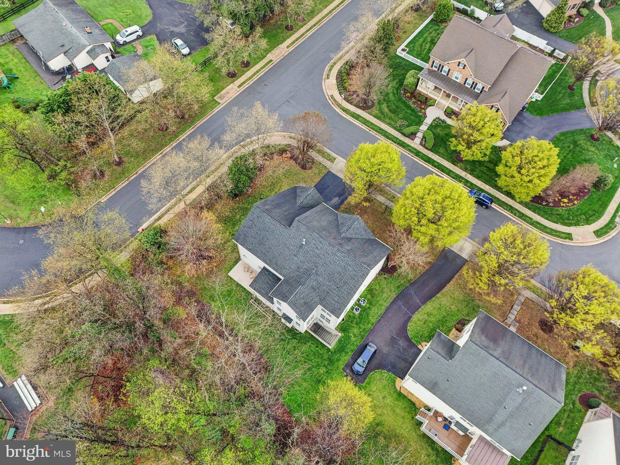 HAMILTON MEADOW - Residential