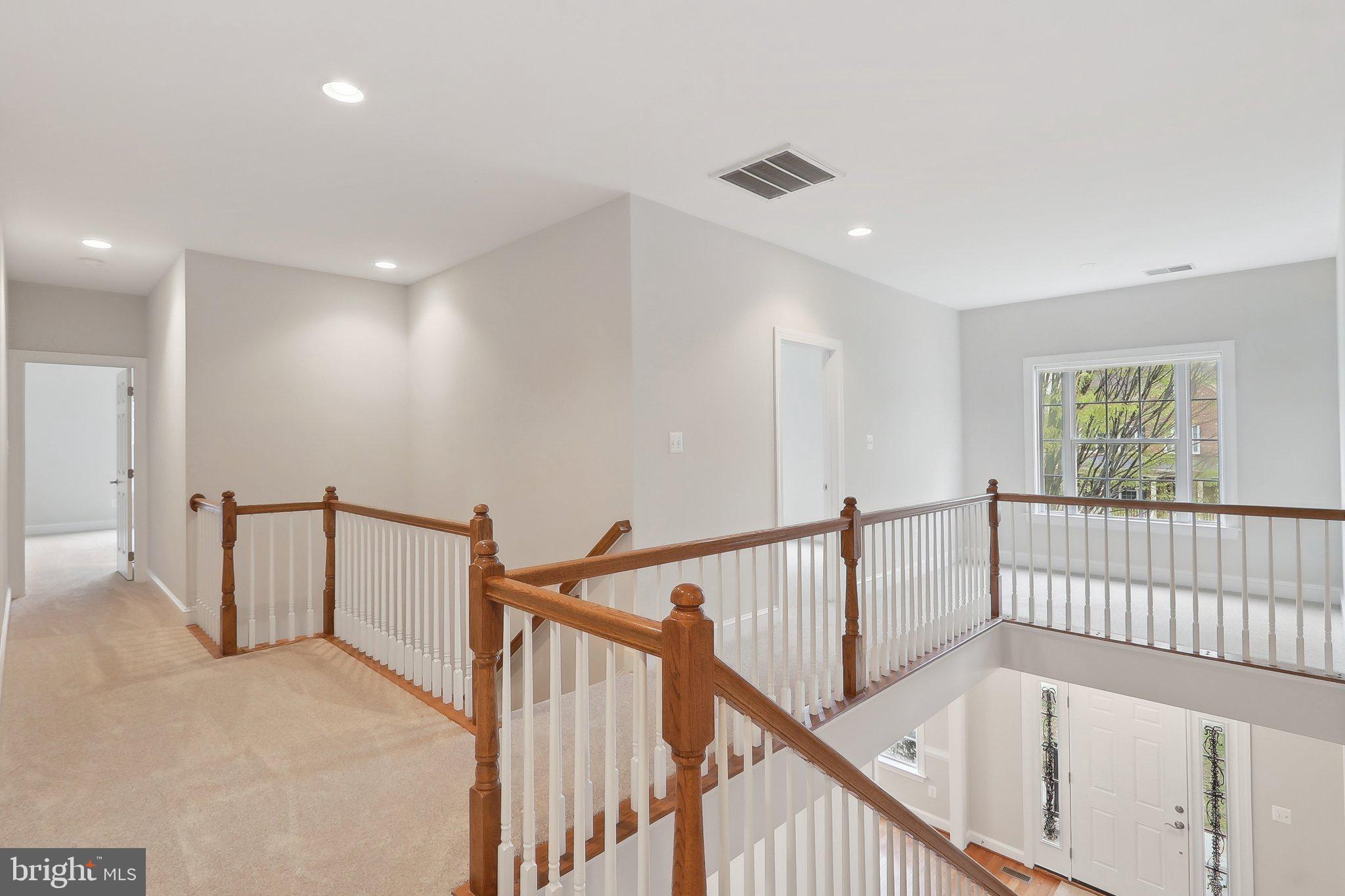 HAMILTON MEADOW - Residential