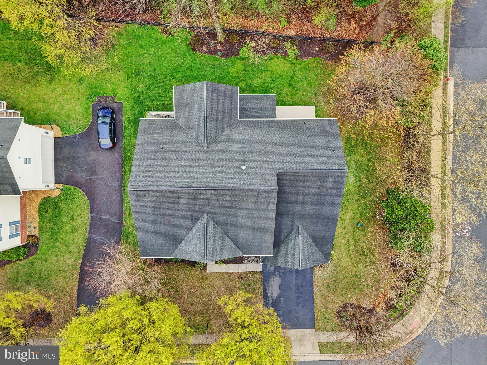 HAMILTON MEADOW - Residential