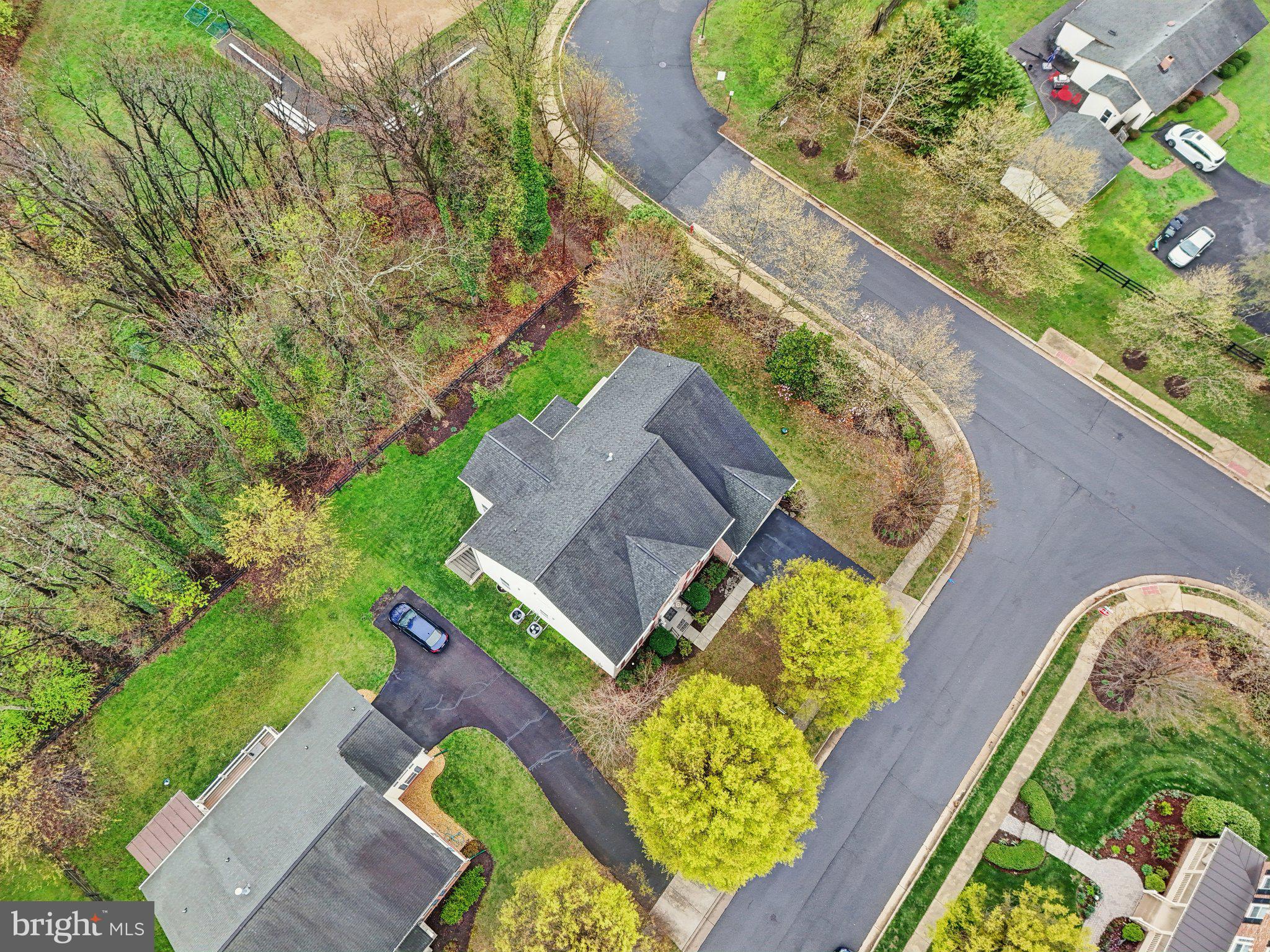 HAMILTON MEADOW - Residential