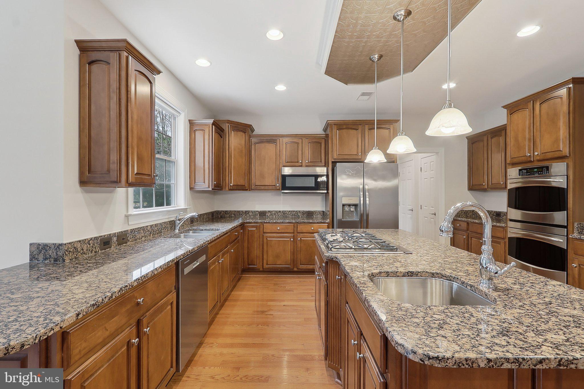 HAMILTON MEADOW - Residential