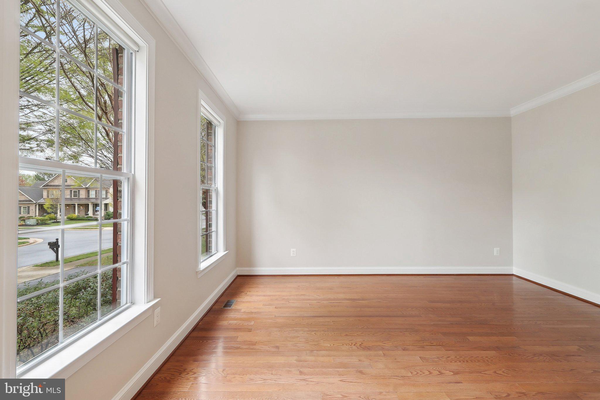 HAMILTON MEADOW - Residential