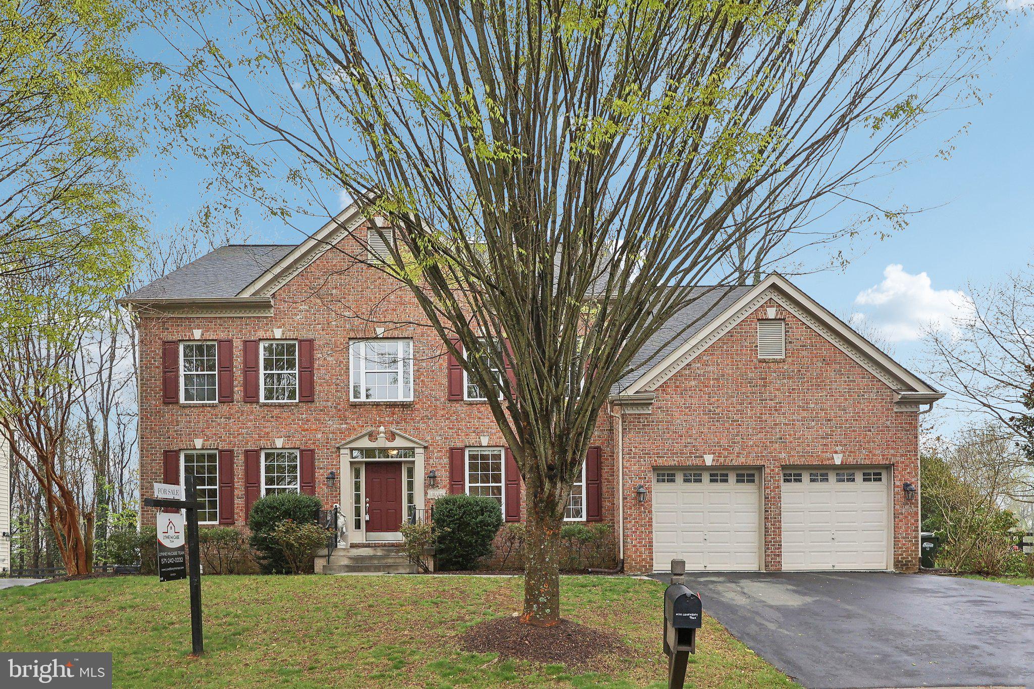 HAMILTON MEADOW - Residential