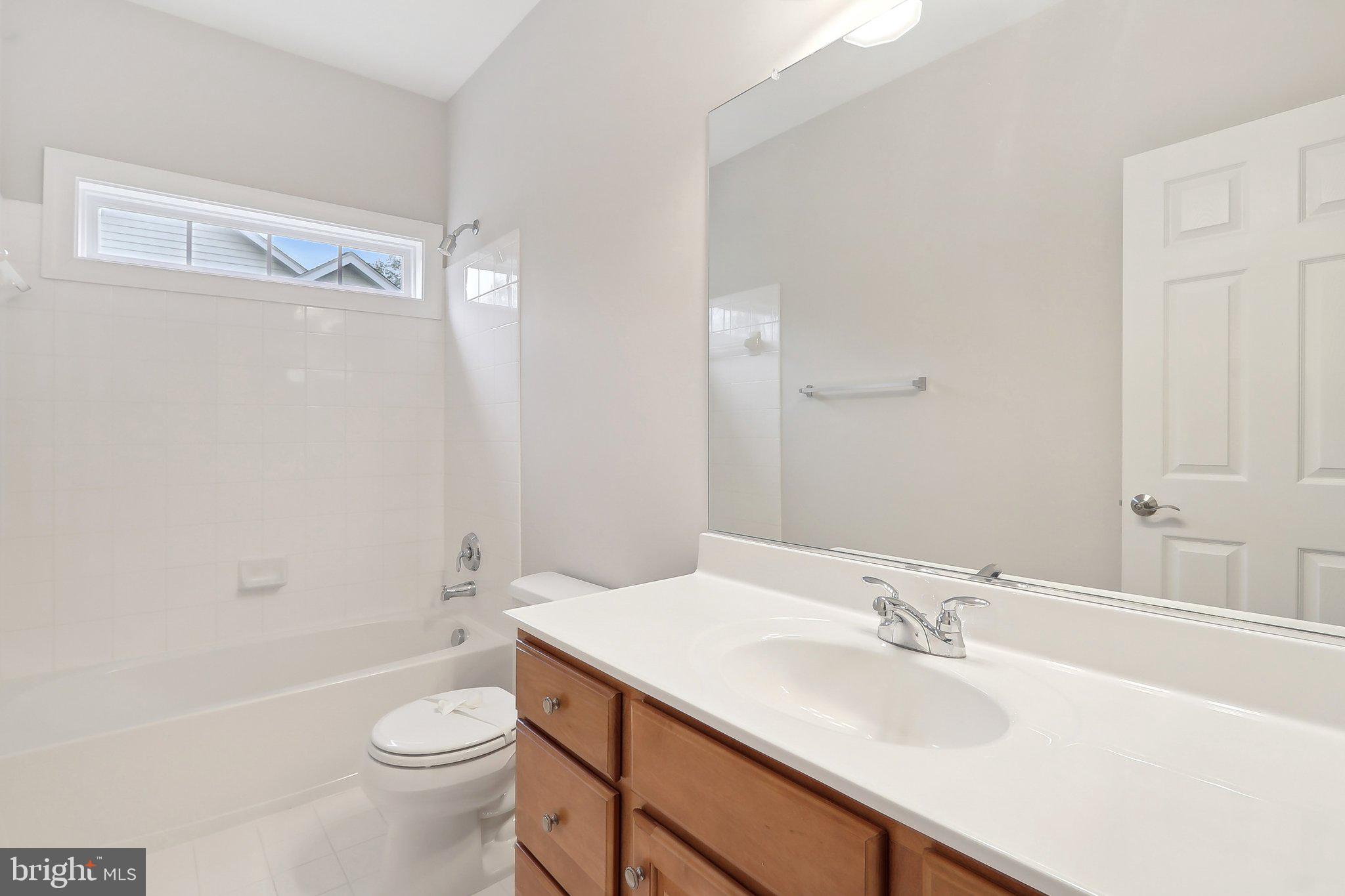 HAMILTON MEADOW - Residential