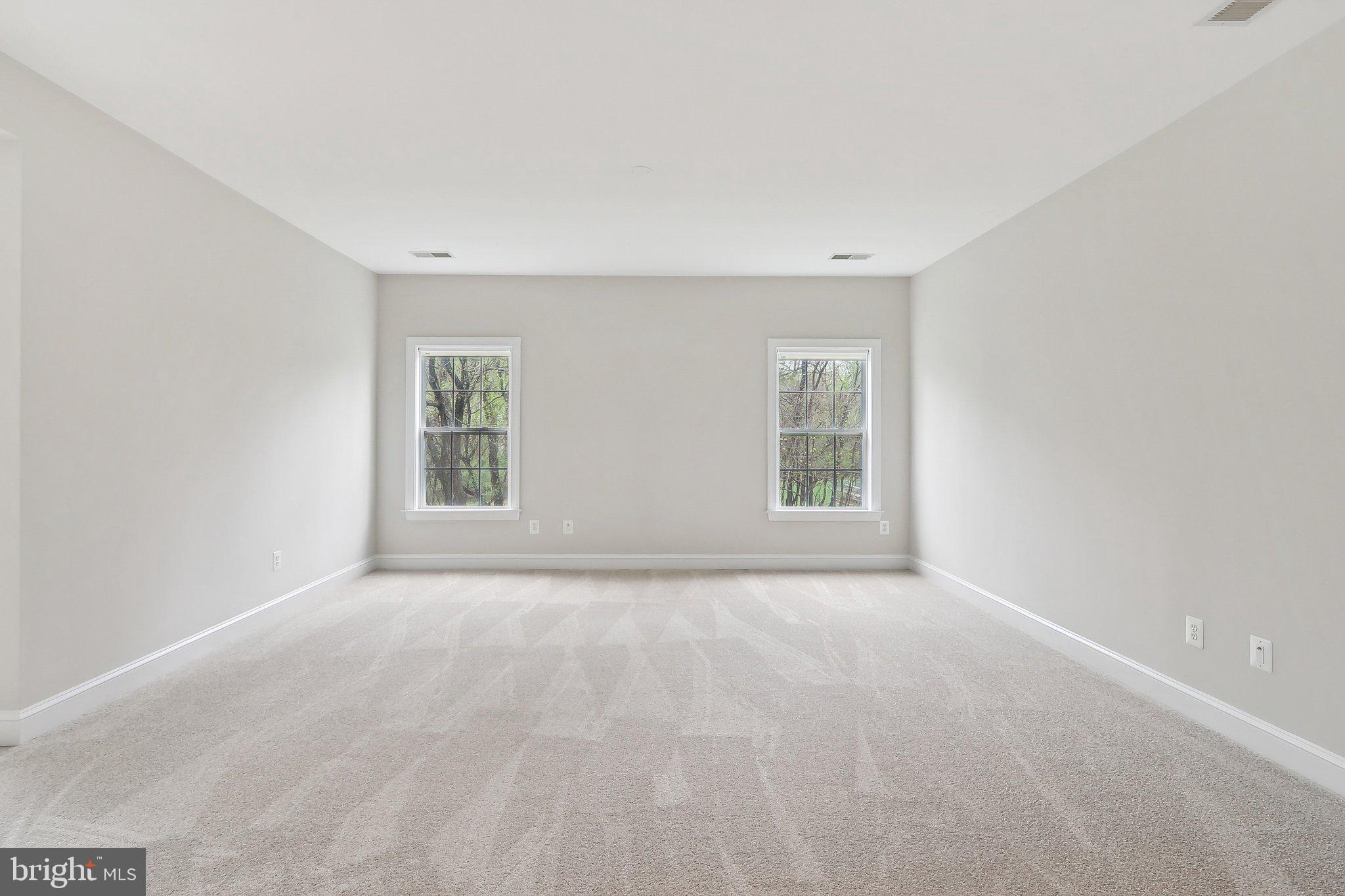 HAMILTON MEADOW - Residential