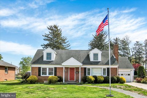 137 N STEPHEN PLACE HANOVER PA 17331