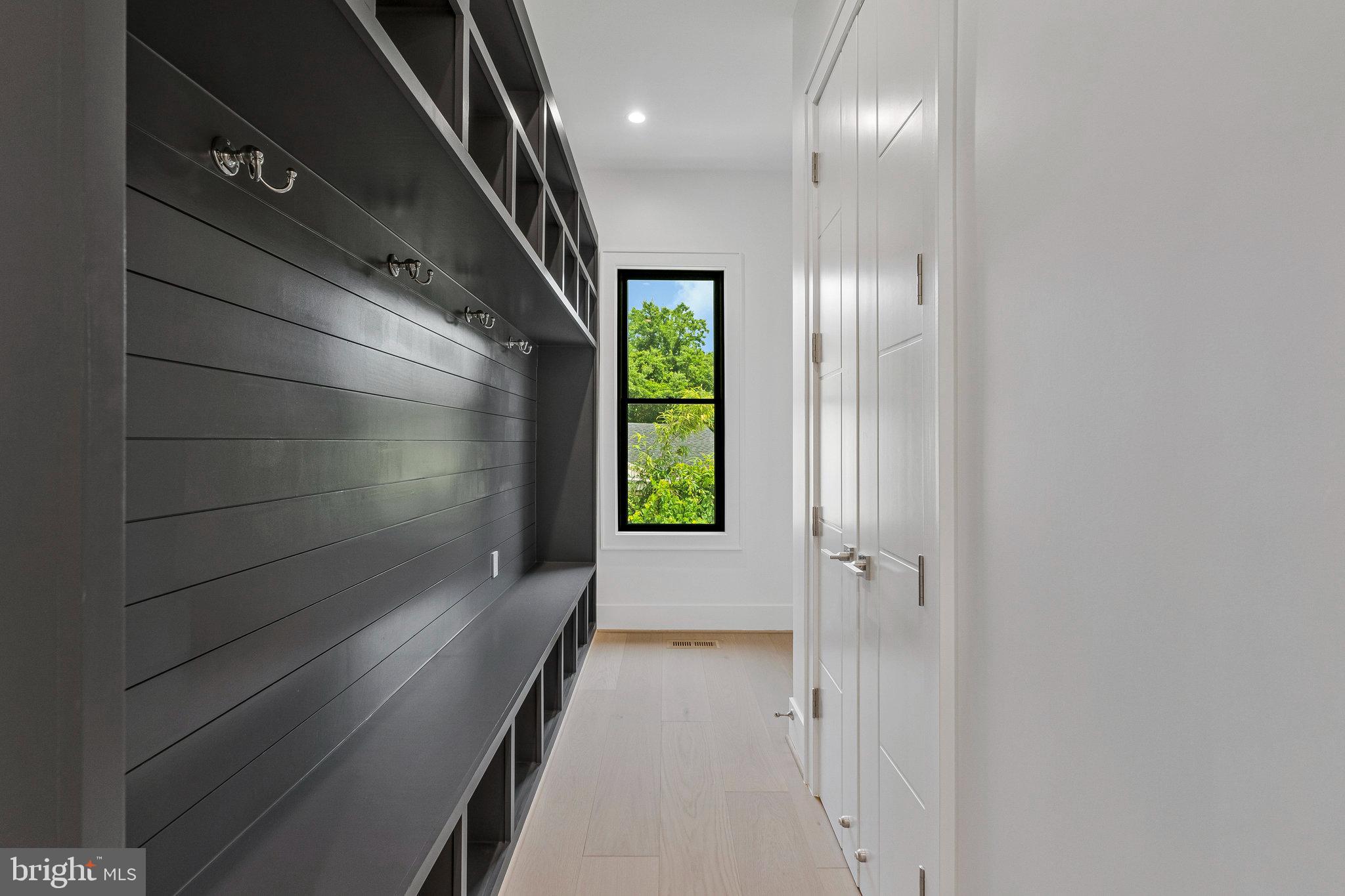 SALONA VILLAGE - Residential