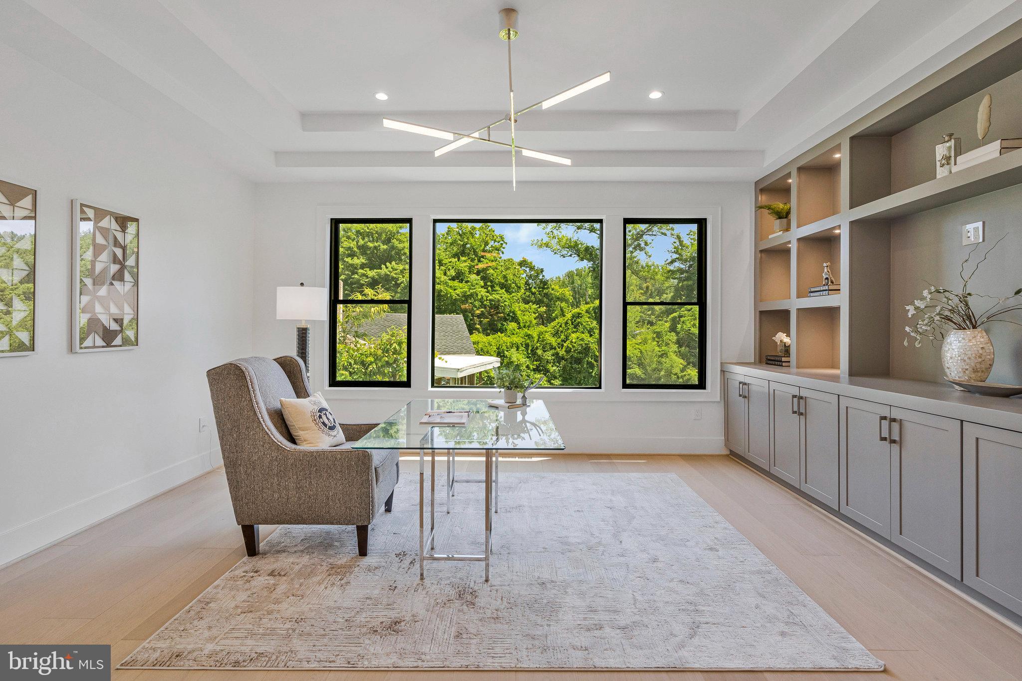 SALONA VILLAGE - Residential