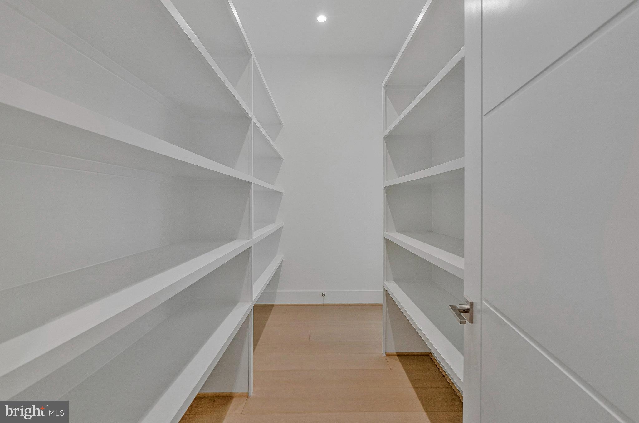 SALONA VILLAGE - Residential