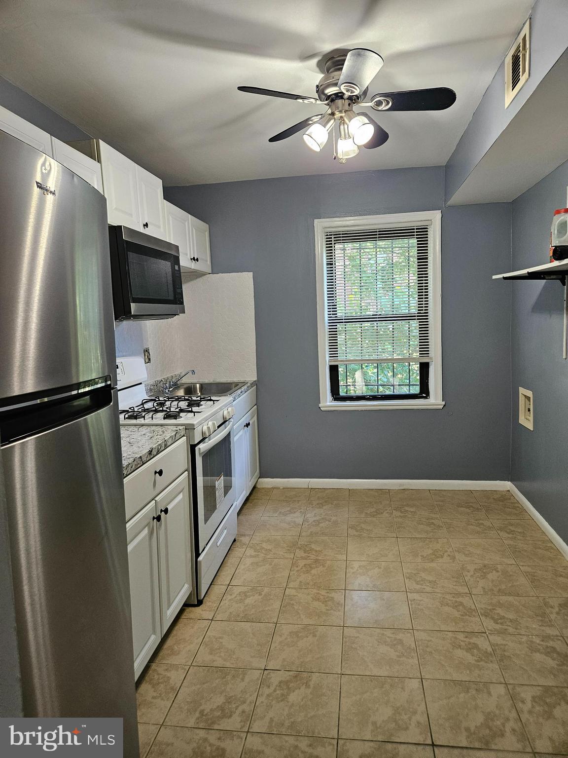 3401 15TH STREET SE 4