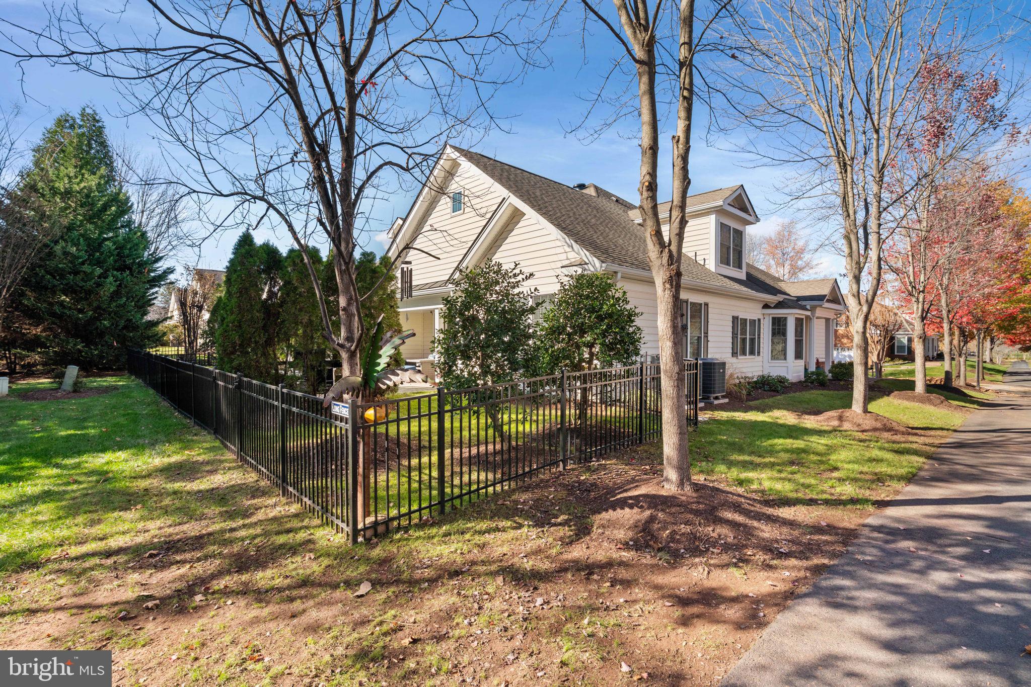 REGENCY AT DOMINION VALLEY - Residential