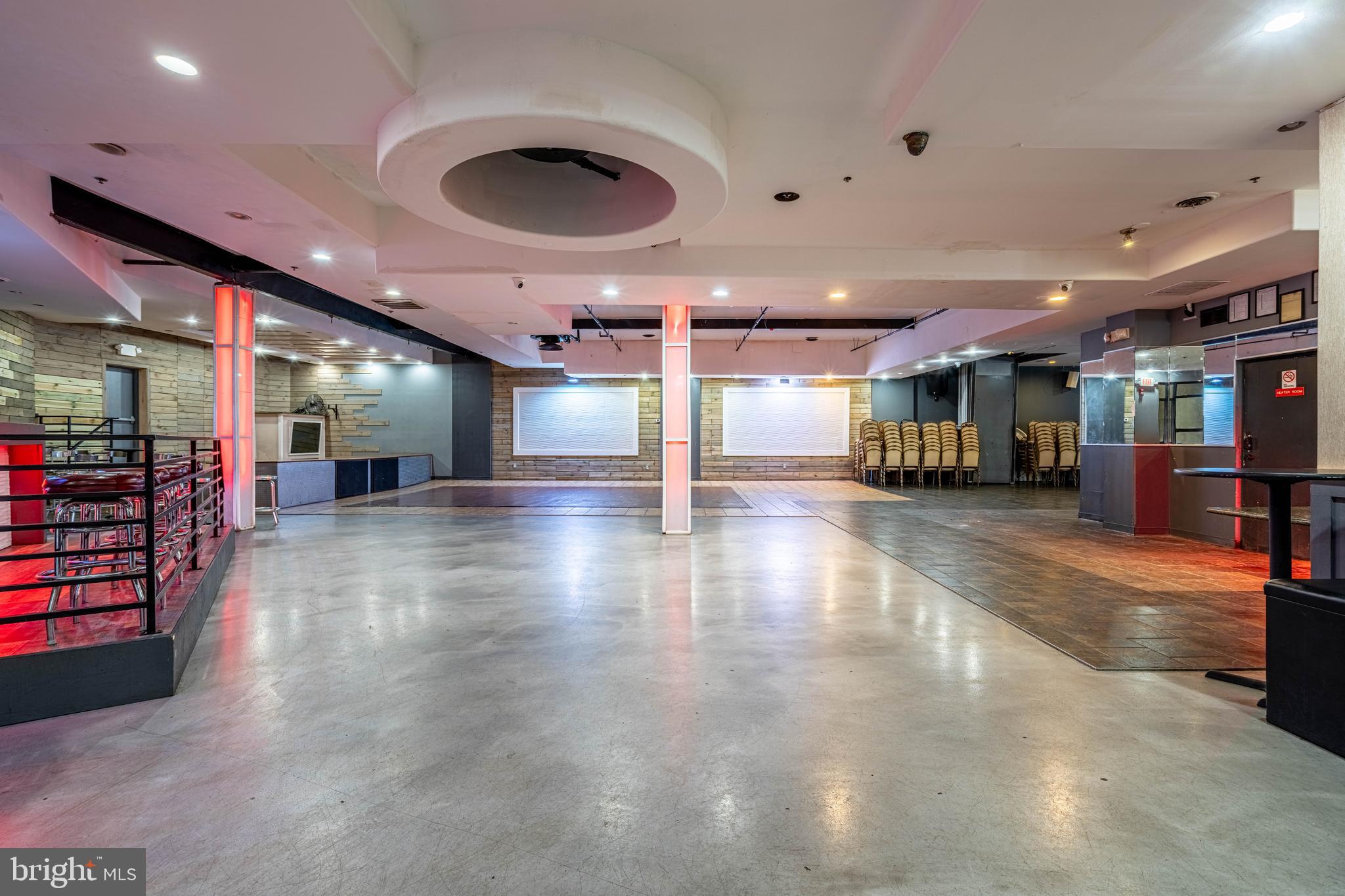 FELTONVILLE - Commercial Sale