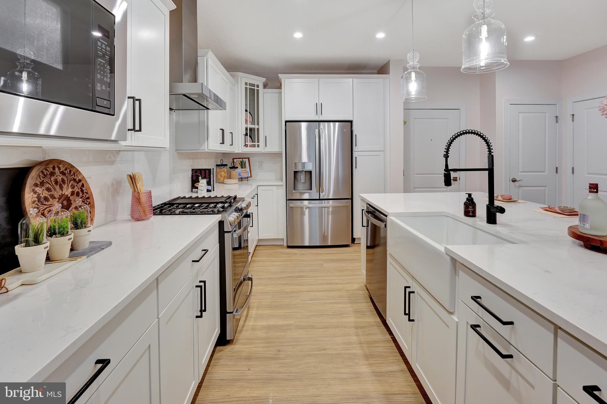 WAXPOOL CROSSING - Residential