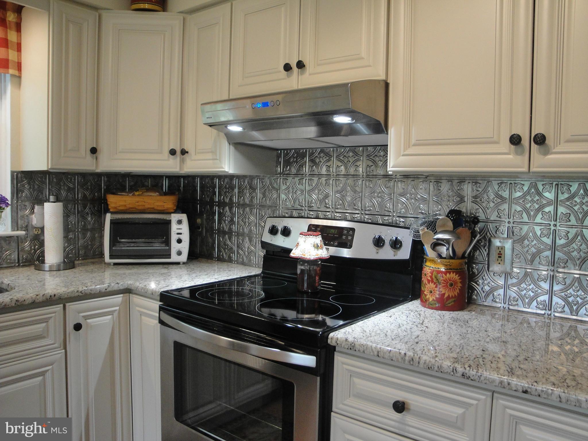 MAGOTHY BEACH - Residential