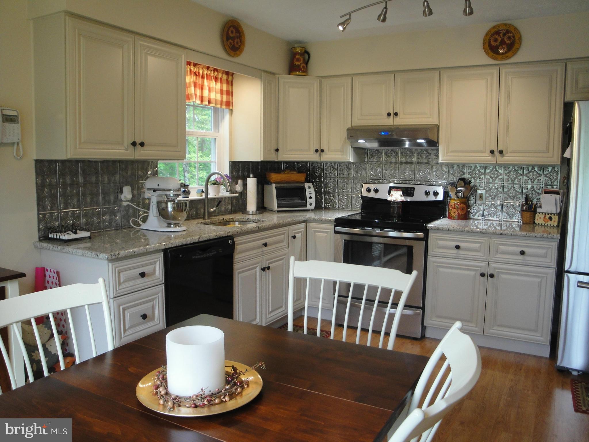 MAGOTHY BEACH - Residential