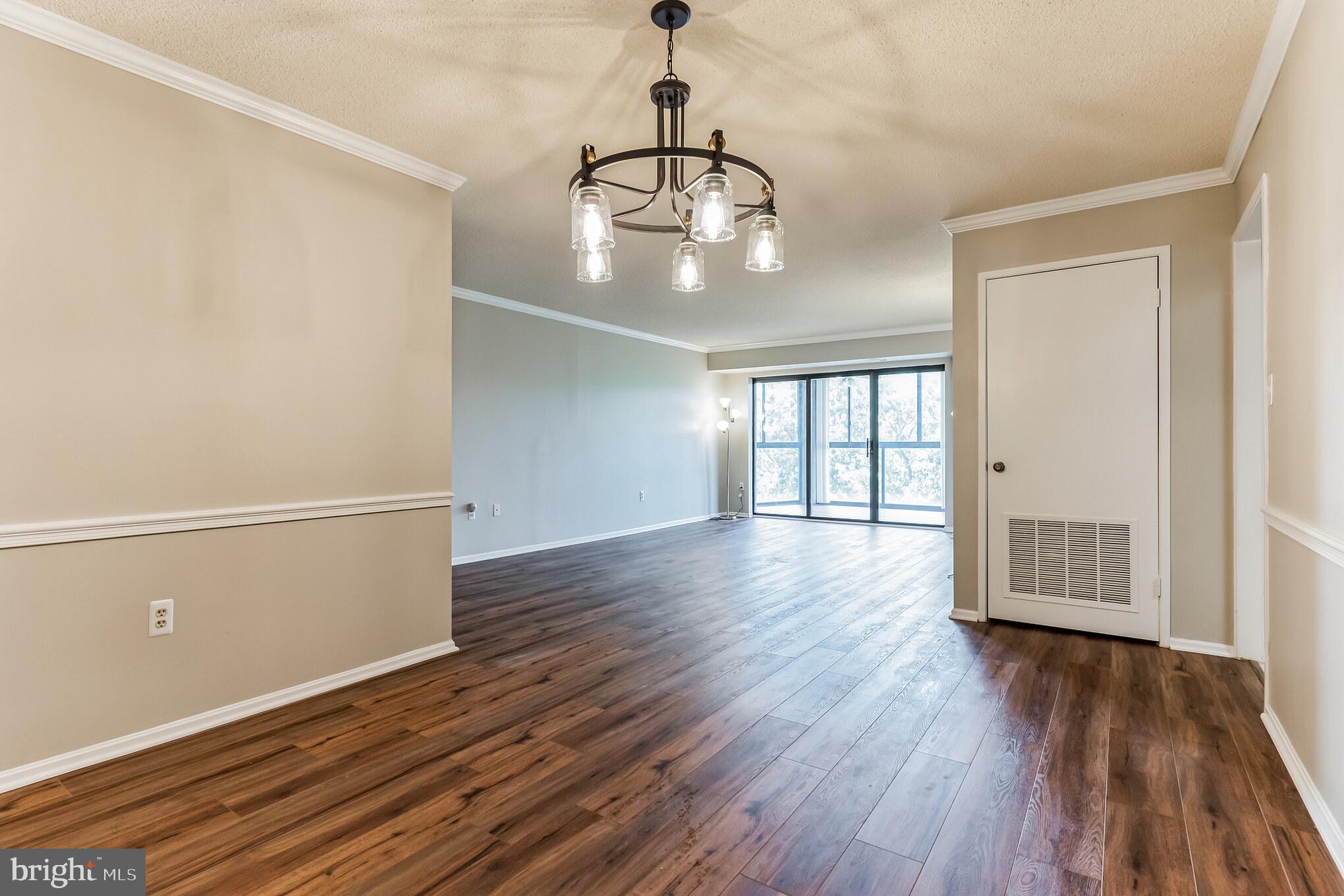 LEISURE WORLD - Residential