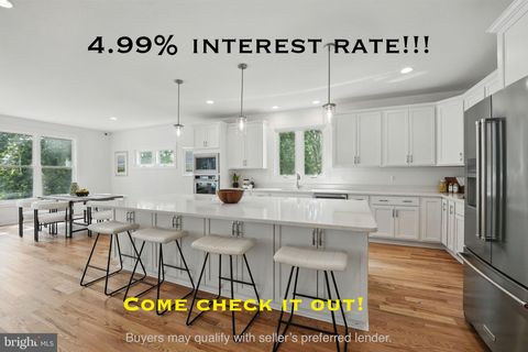 3857 PINEWOOD TERRACE FALLS CHURCH VA 22041