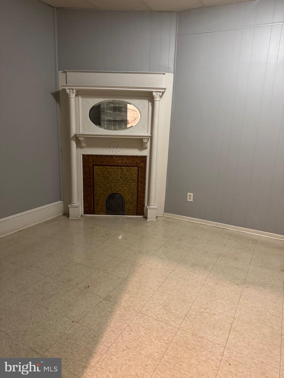 READING - Residential Lease