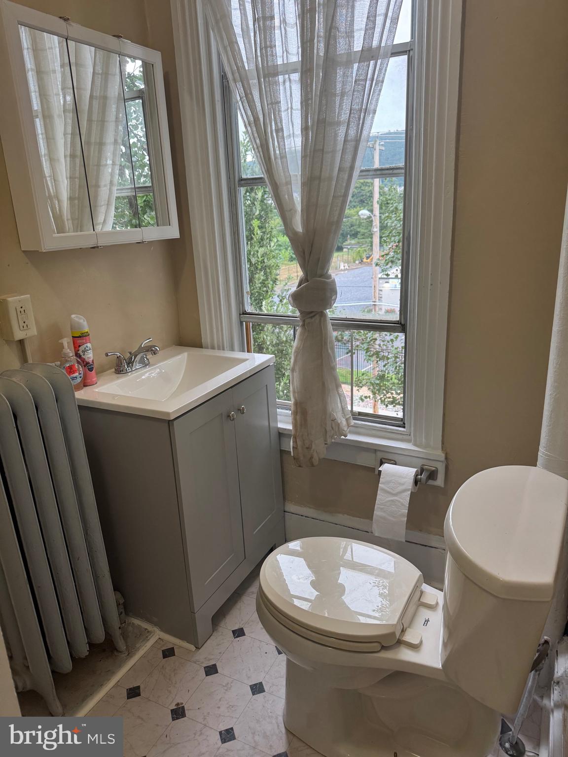 READING - Residential Lease