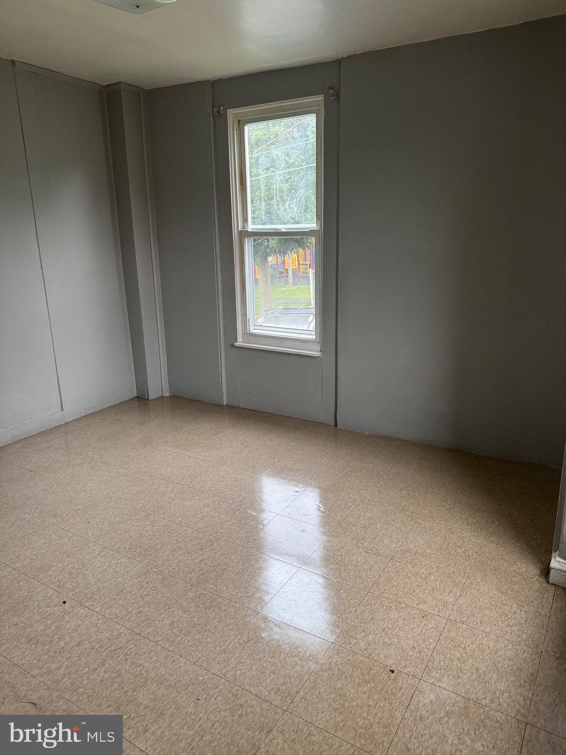 READING - Residential Lease