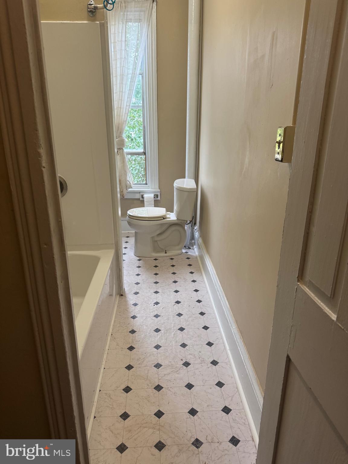 READING - Residential Lease