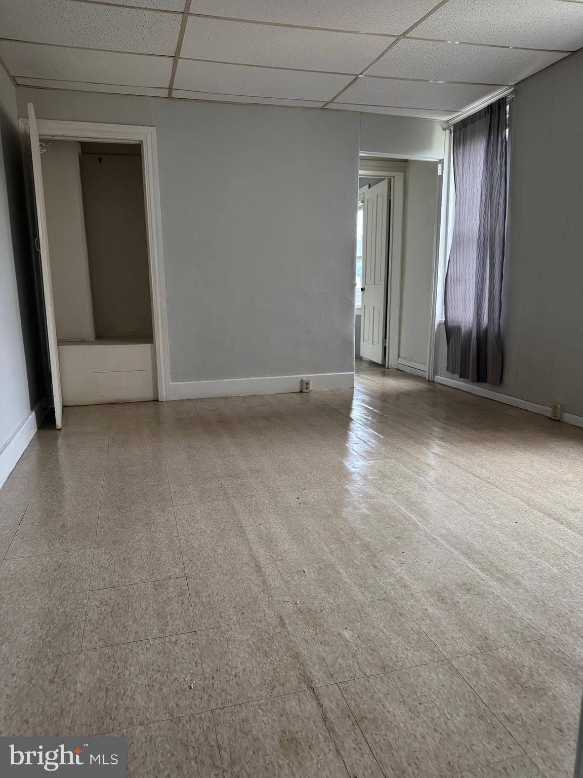 READING - Residential Lease