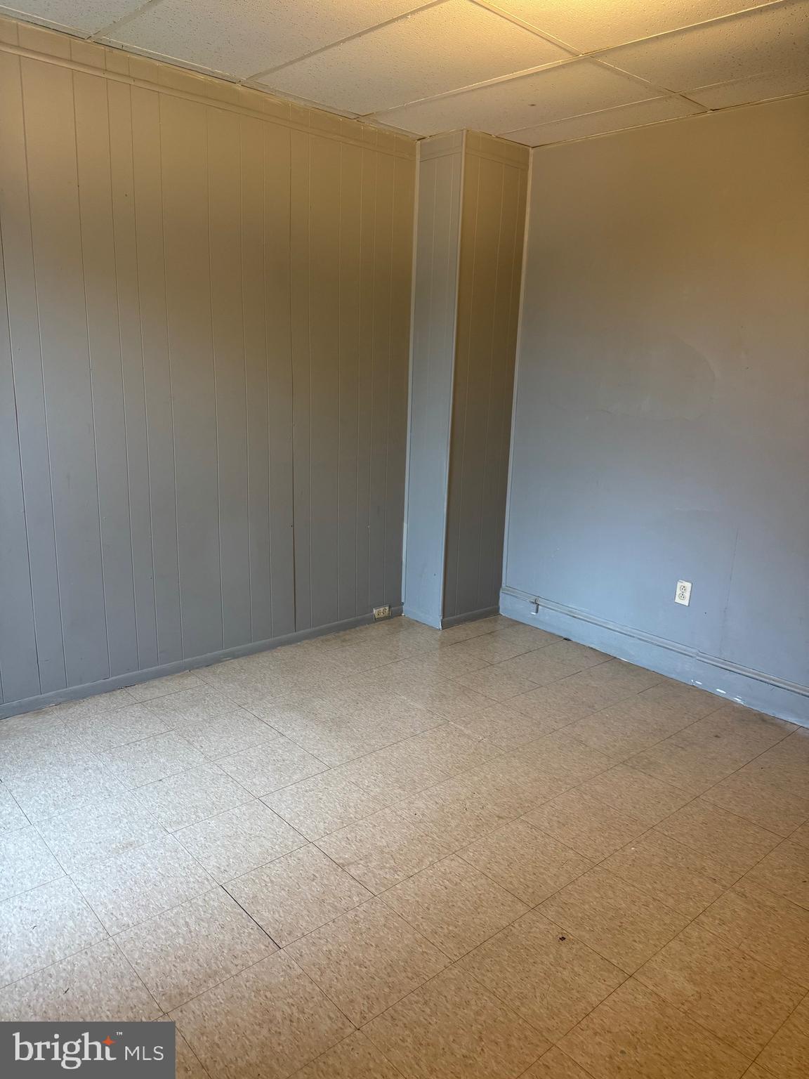 READING - Residential Lease