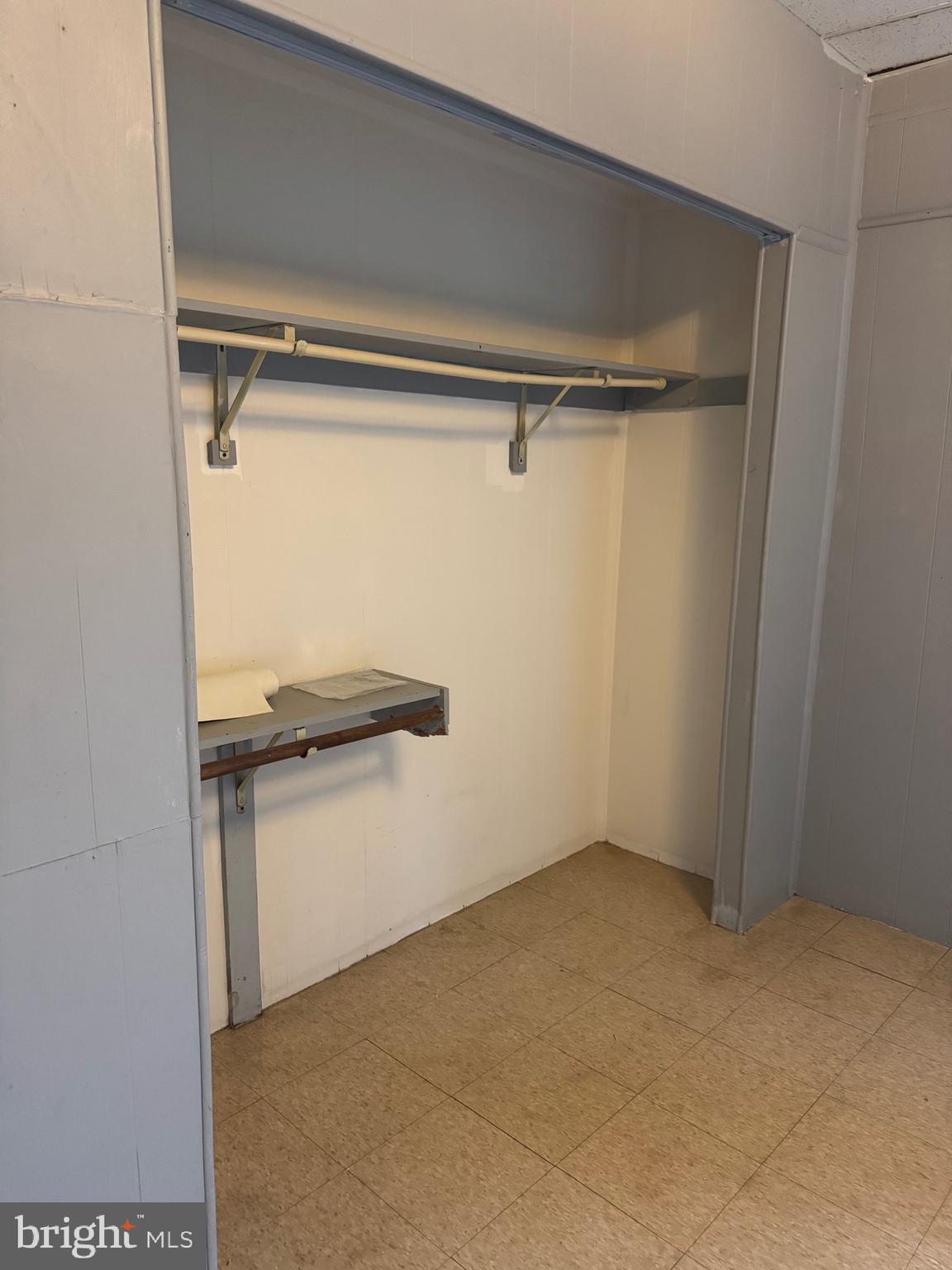 READING - Residential Lease