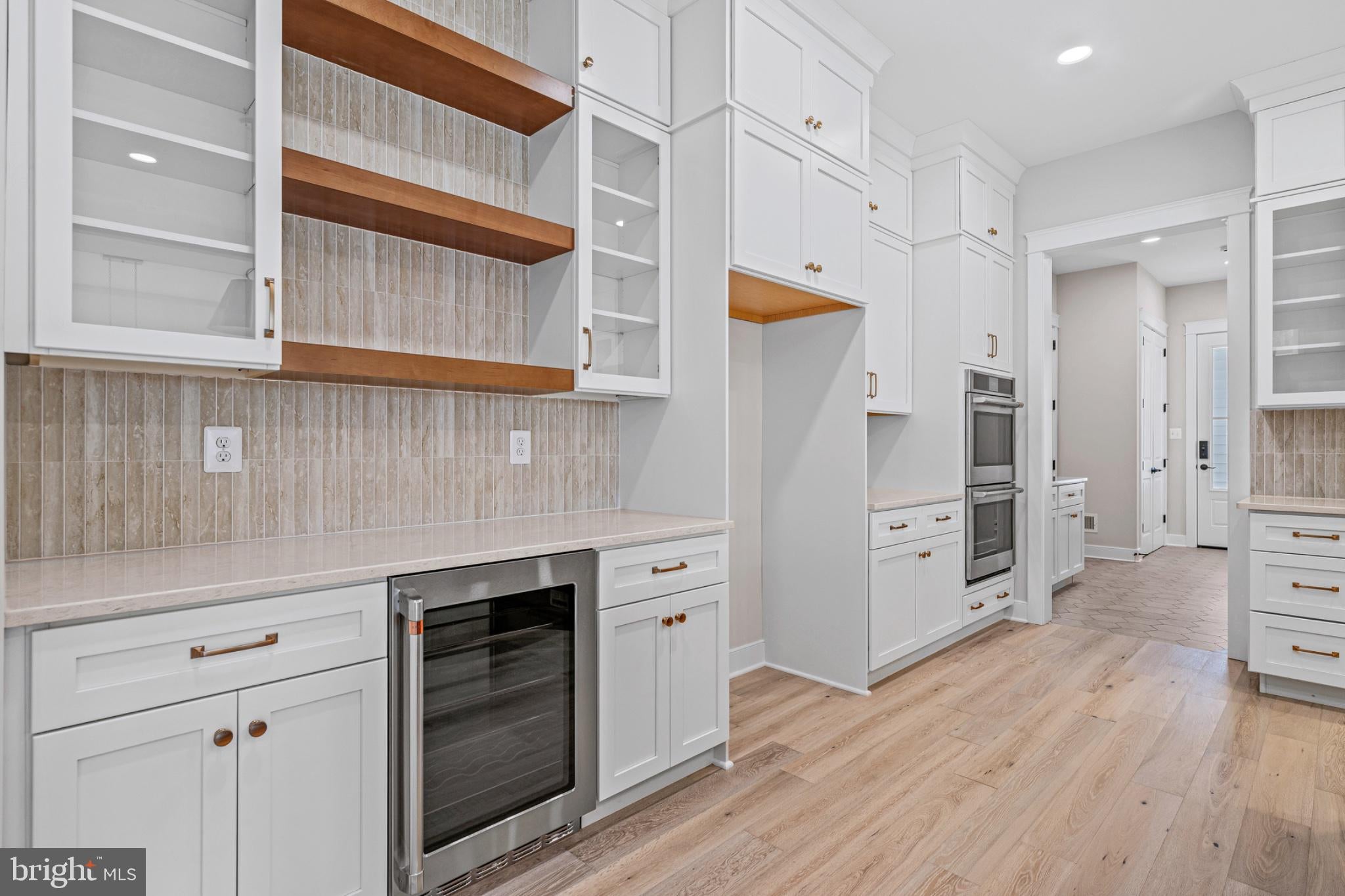 102 KENARD DRIVE