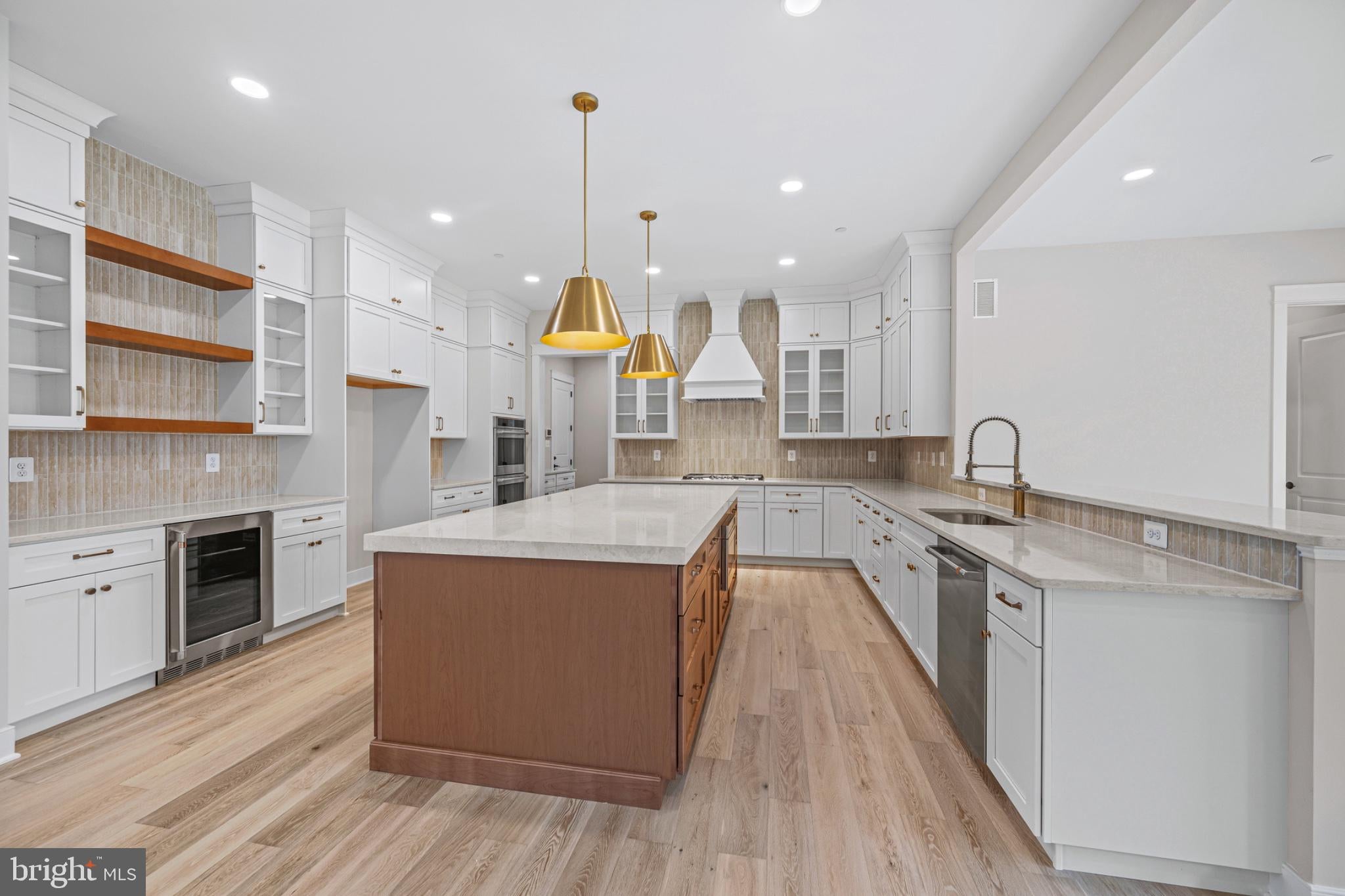 102 KENARD DRIVE