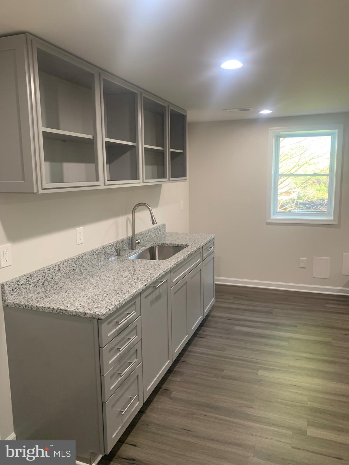 SHERATON HILLS - Residential