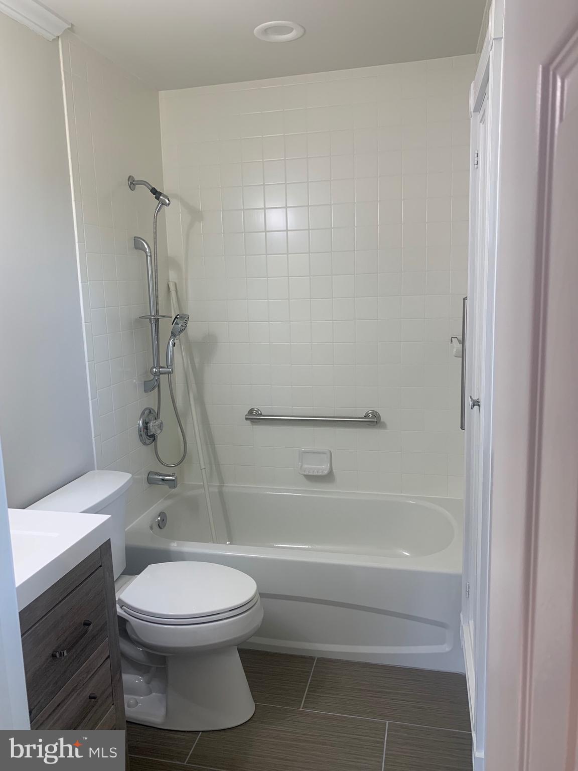 SHERATON HILLS - Residential