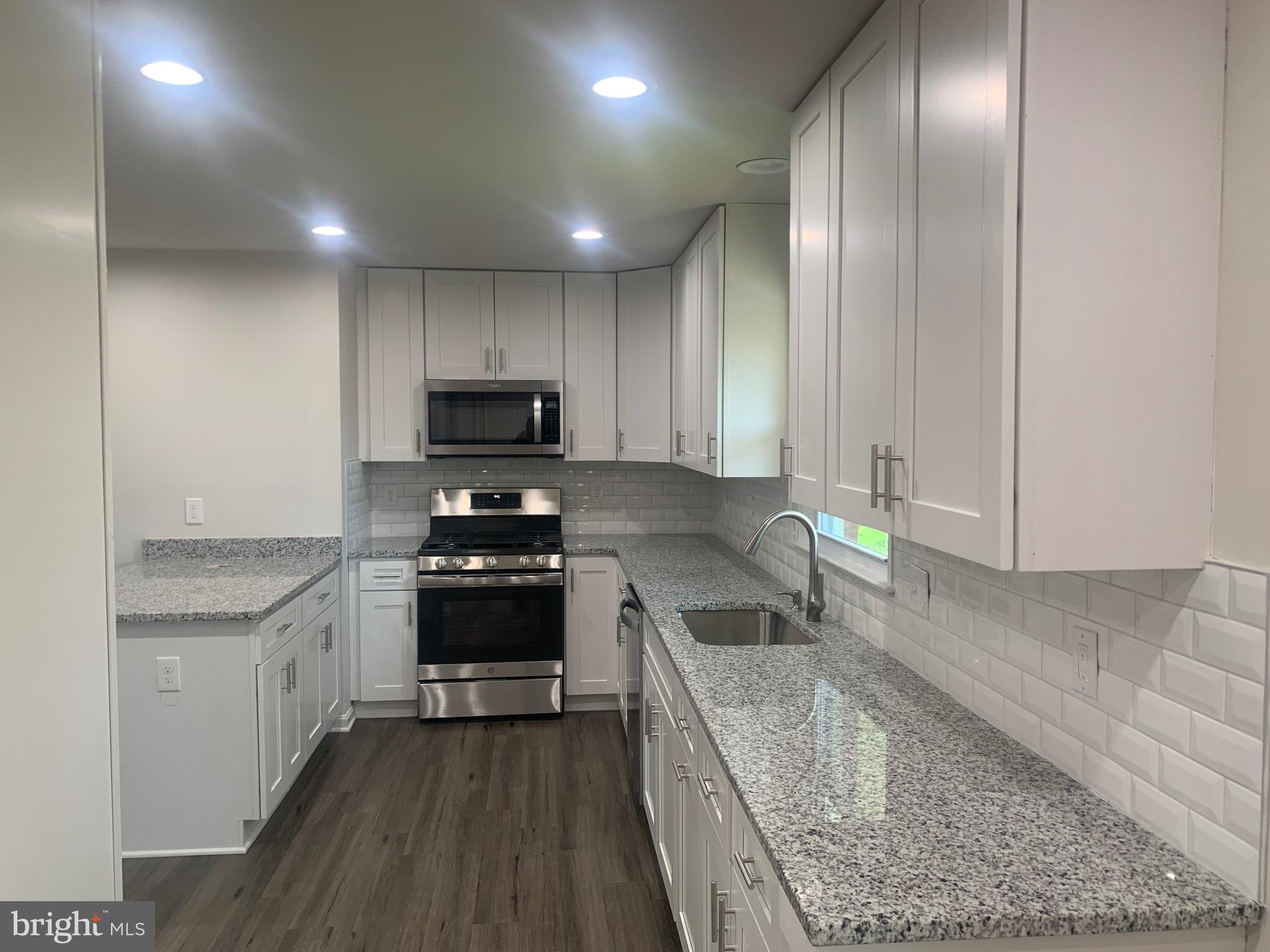 SHERATON HILLS - Residential