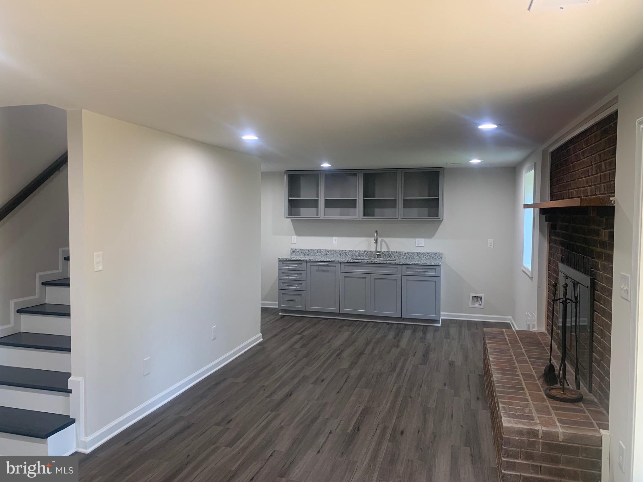 SHERATON HILLS - Residential