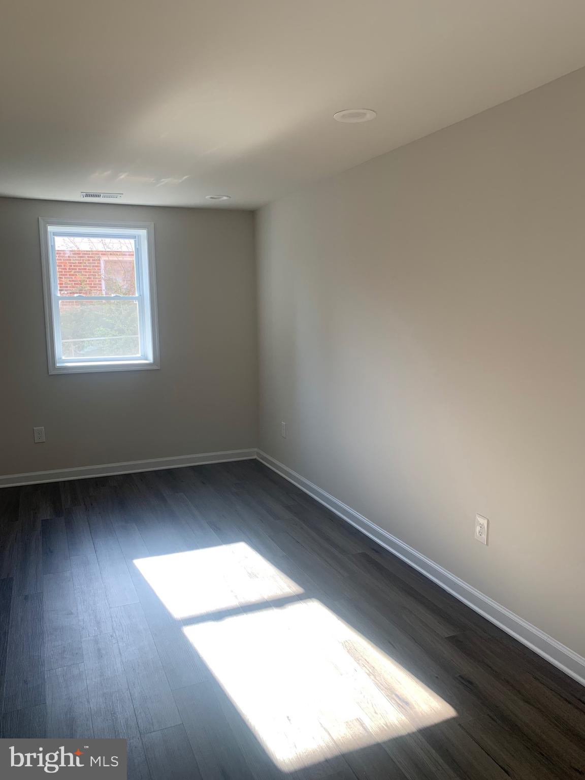 SHERATON HILLS - Residential