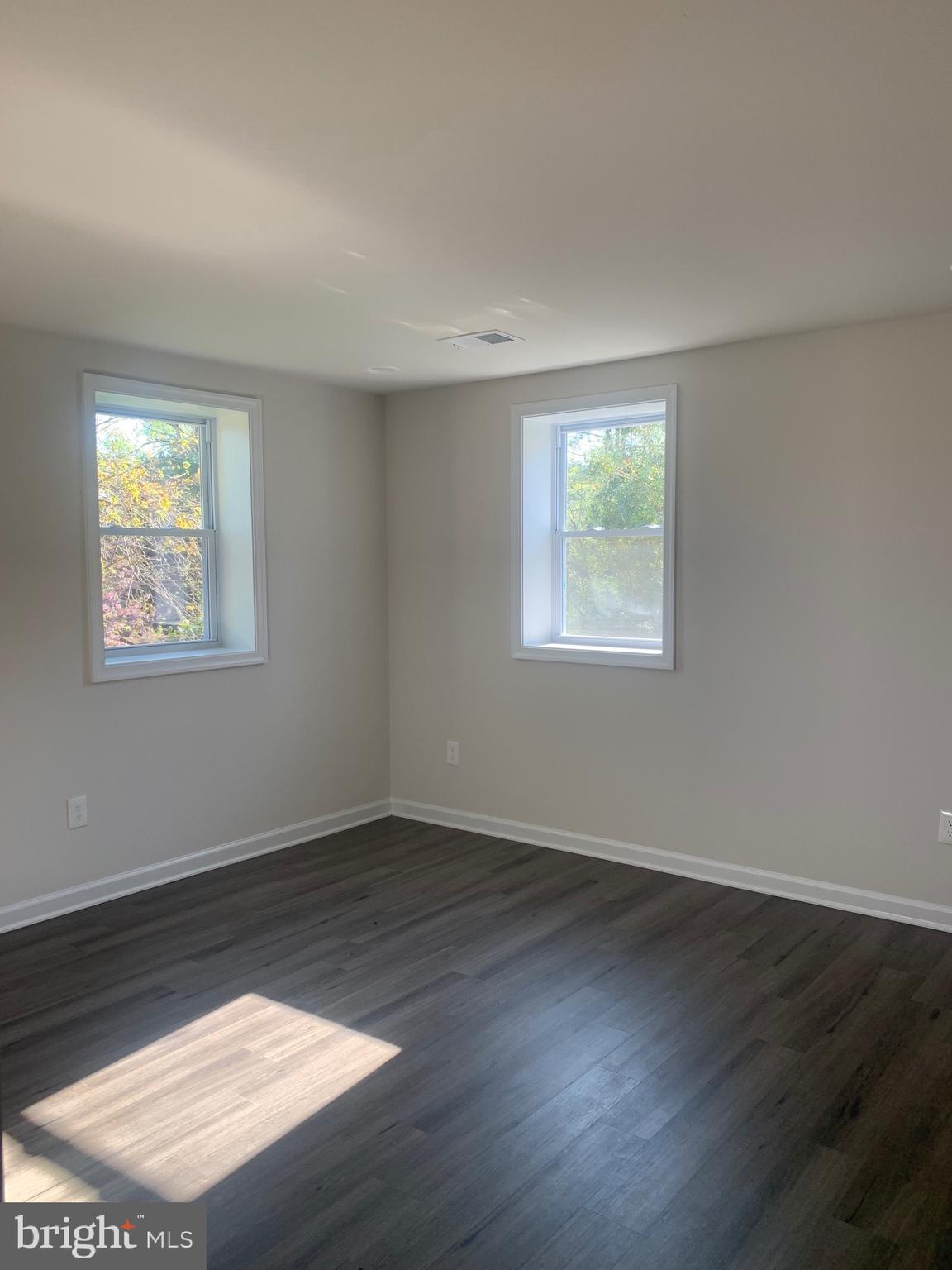 SHERATON HILLS - Residential