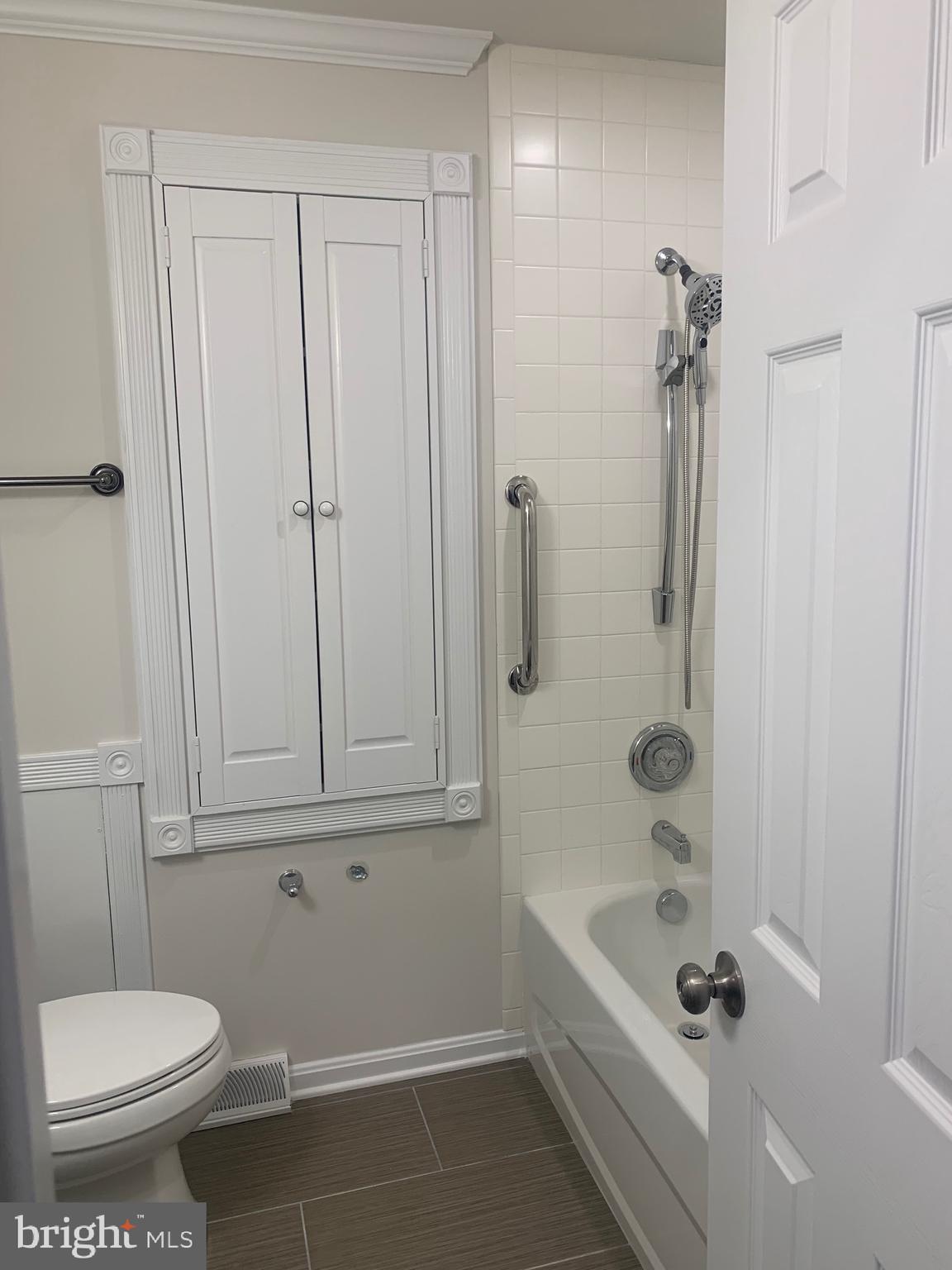 SHERATON HILLS - Residential