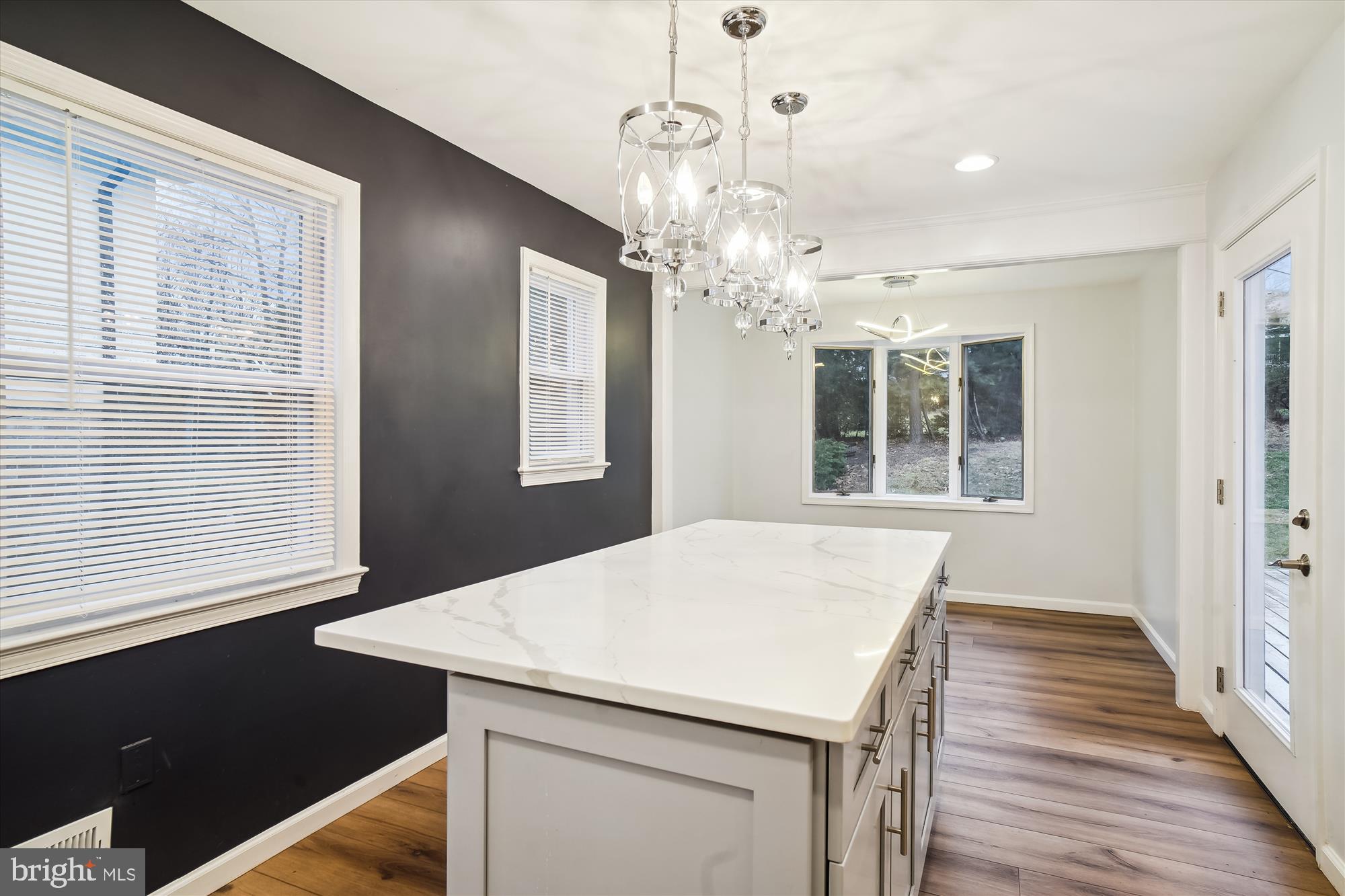 HIGHLAND STONE - Residential Lease