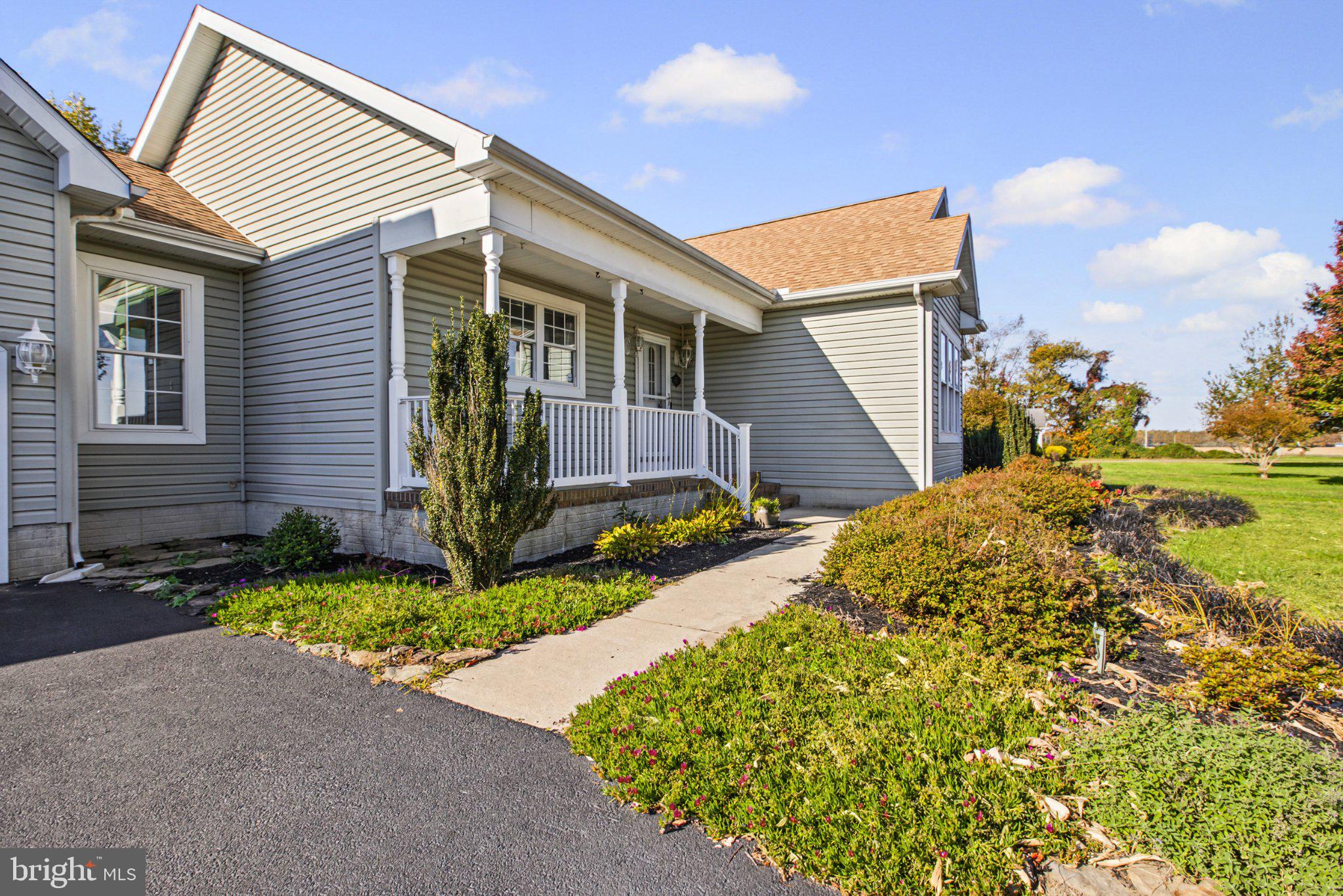 1673 CANTERBURY ROAD