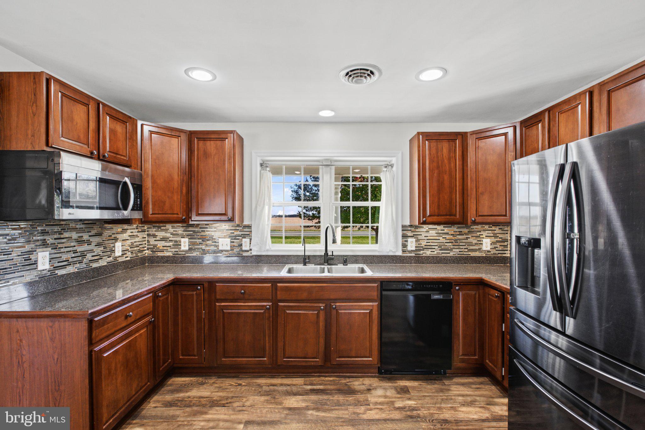 1673 CANTERBURY ROAD