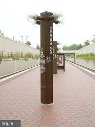 HUNTLEY SQUARE - Residential