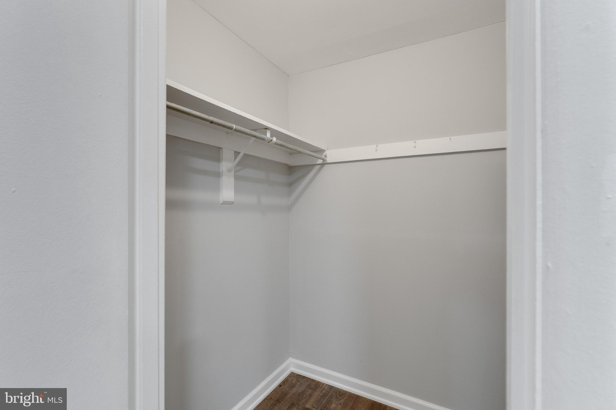 HUNTLEY SQUARE - Residential