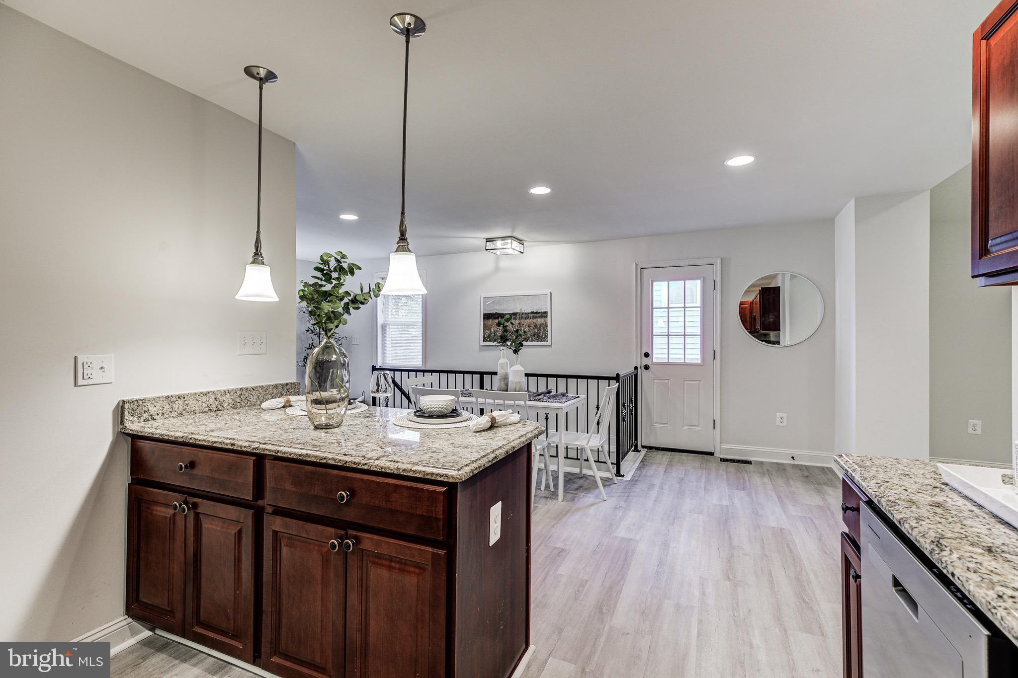 GARDENVILLE - Residential