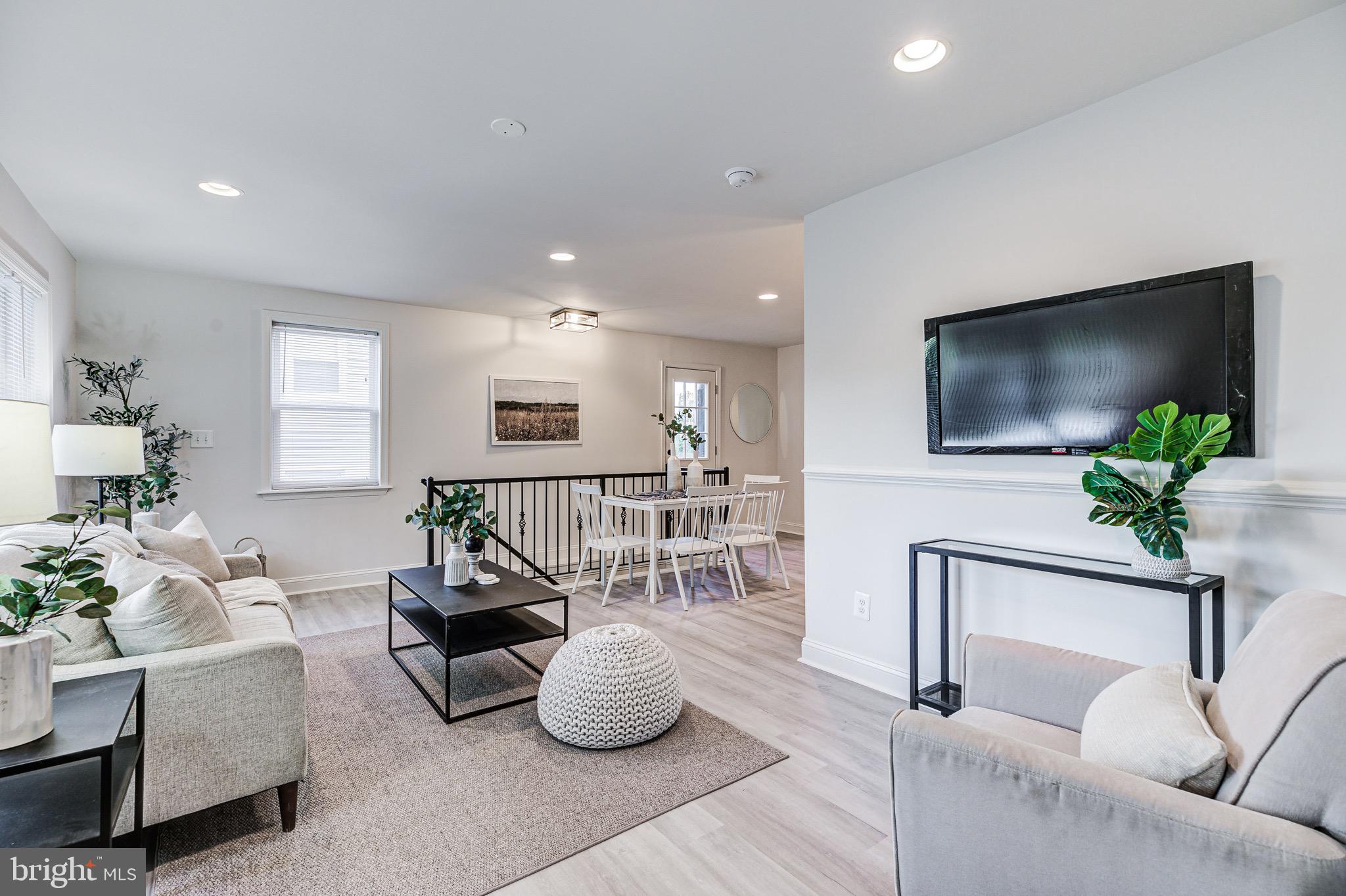 GARDENVILLE - Residential