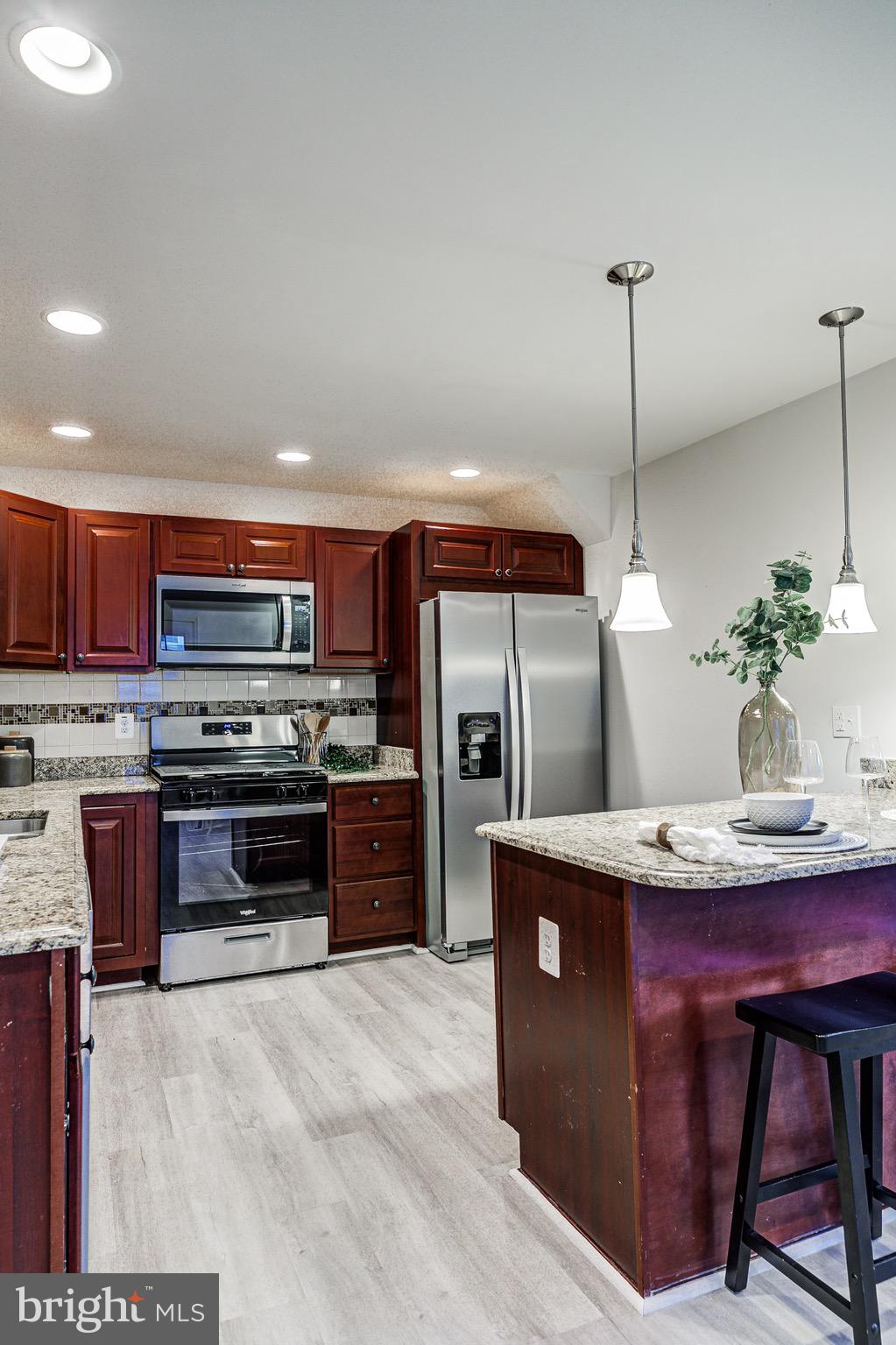 GARDENVILLE - Residential